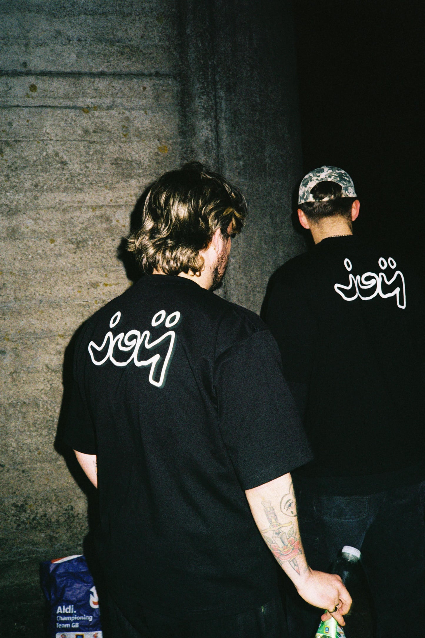 Classic Logo T - Black