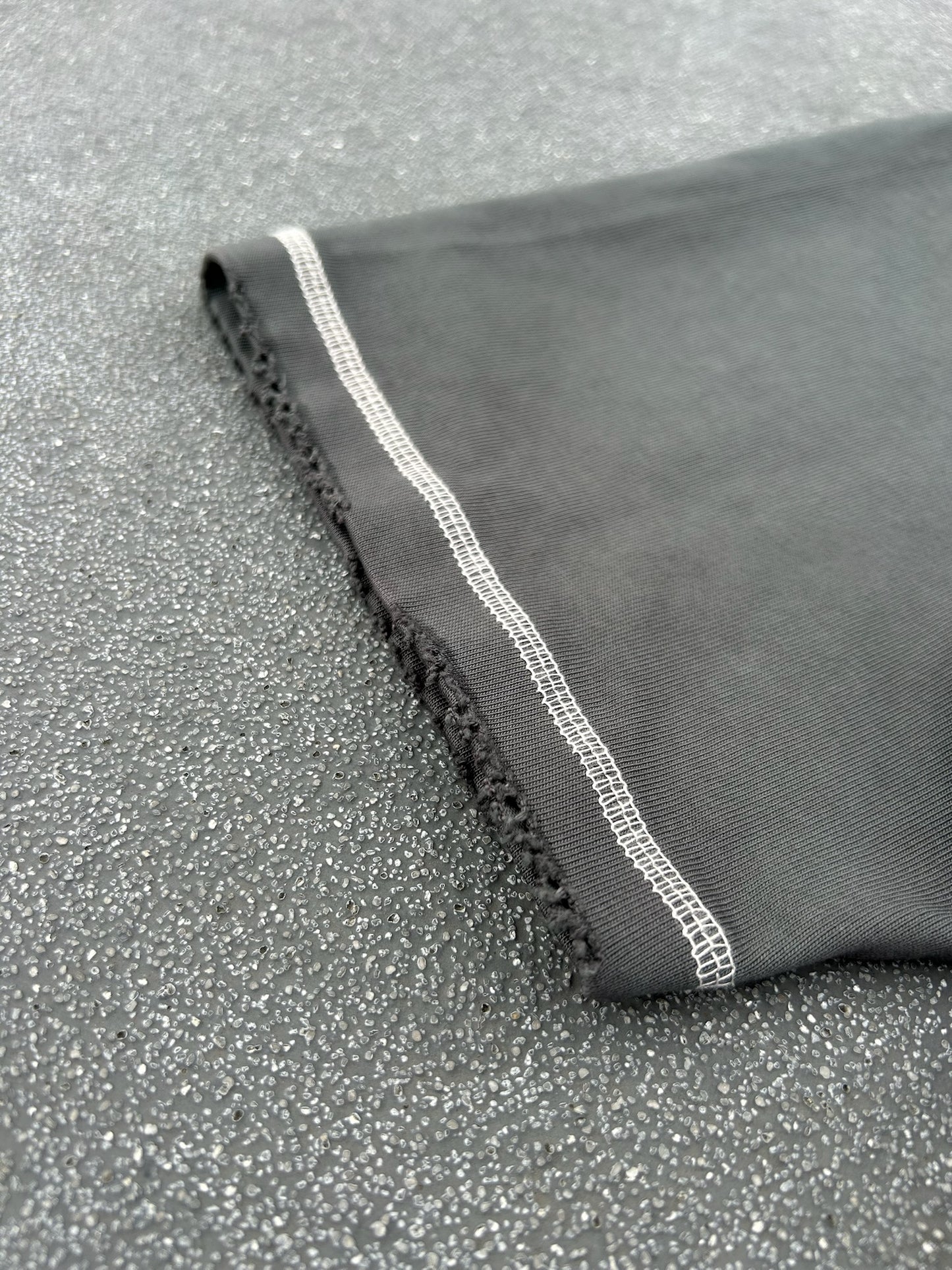 Distressed JP T - GREY